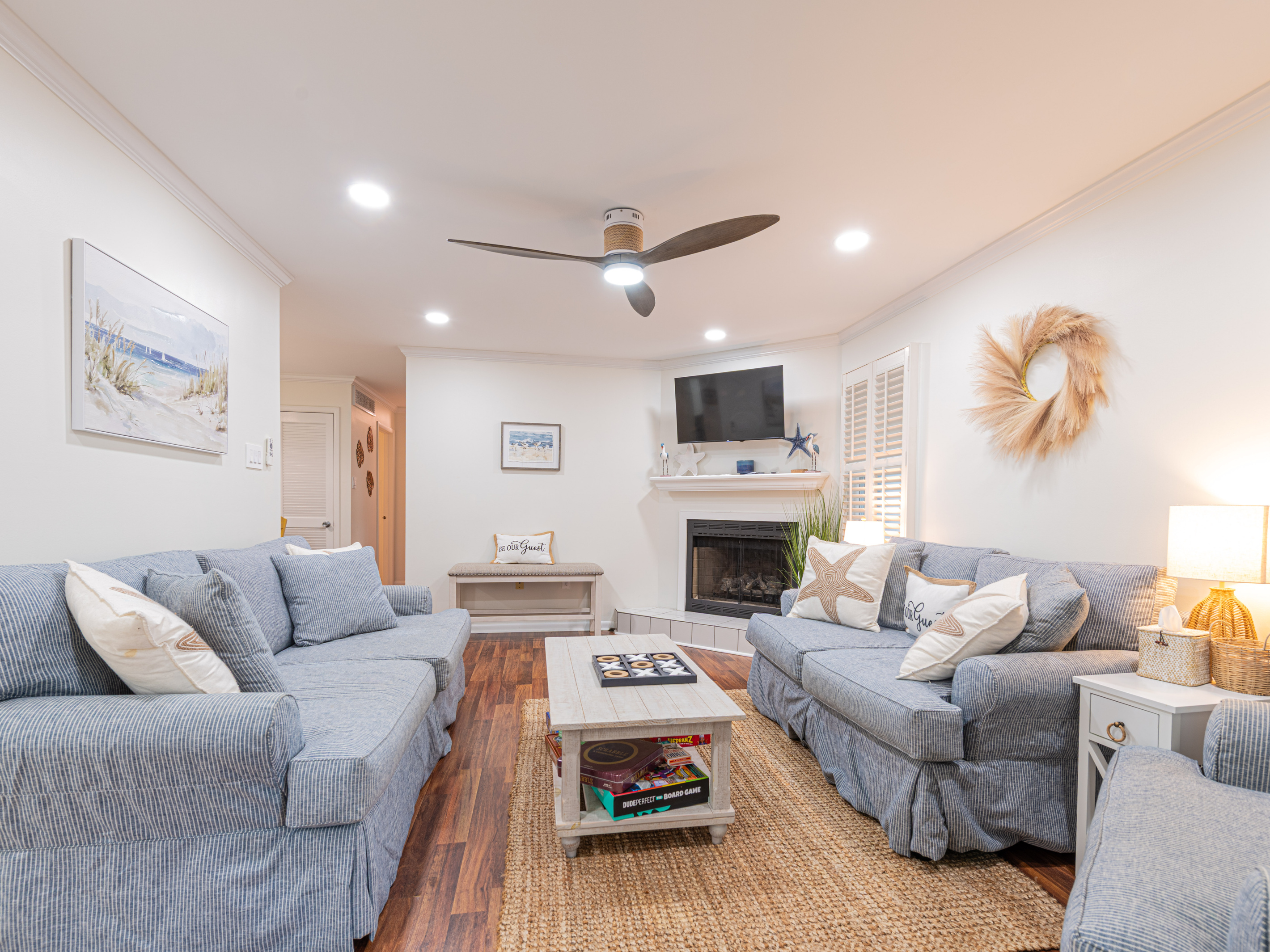 living_room_tv_seating