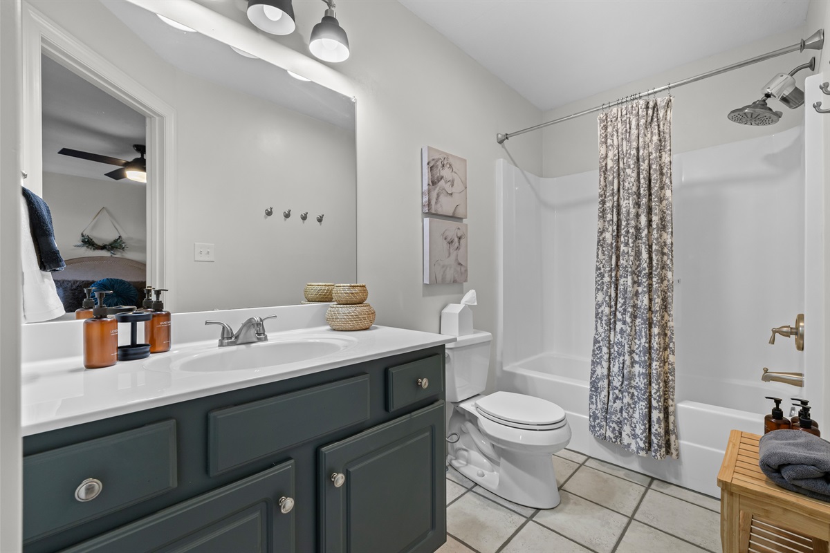 Melody bedroom with en suite bathroom.