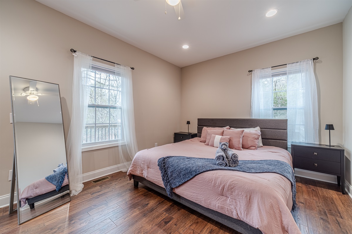 Master King Bedroom