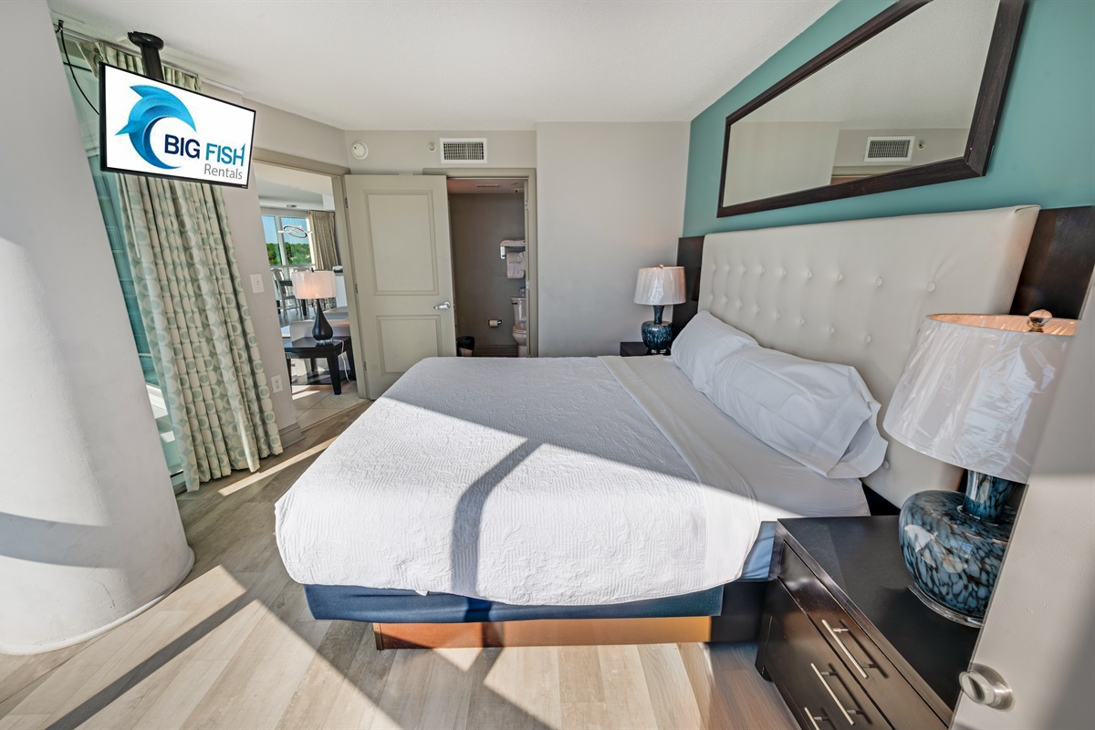 Beautiful Bedroom with Amazing Views 🌊☀️