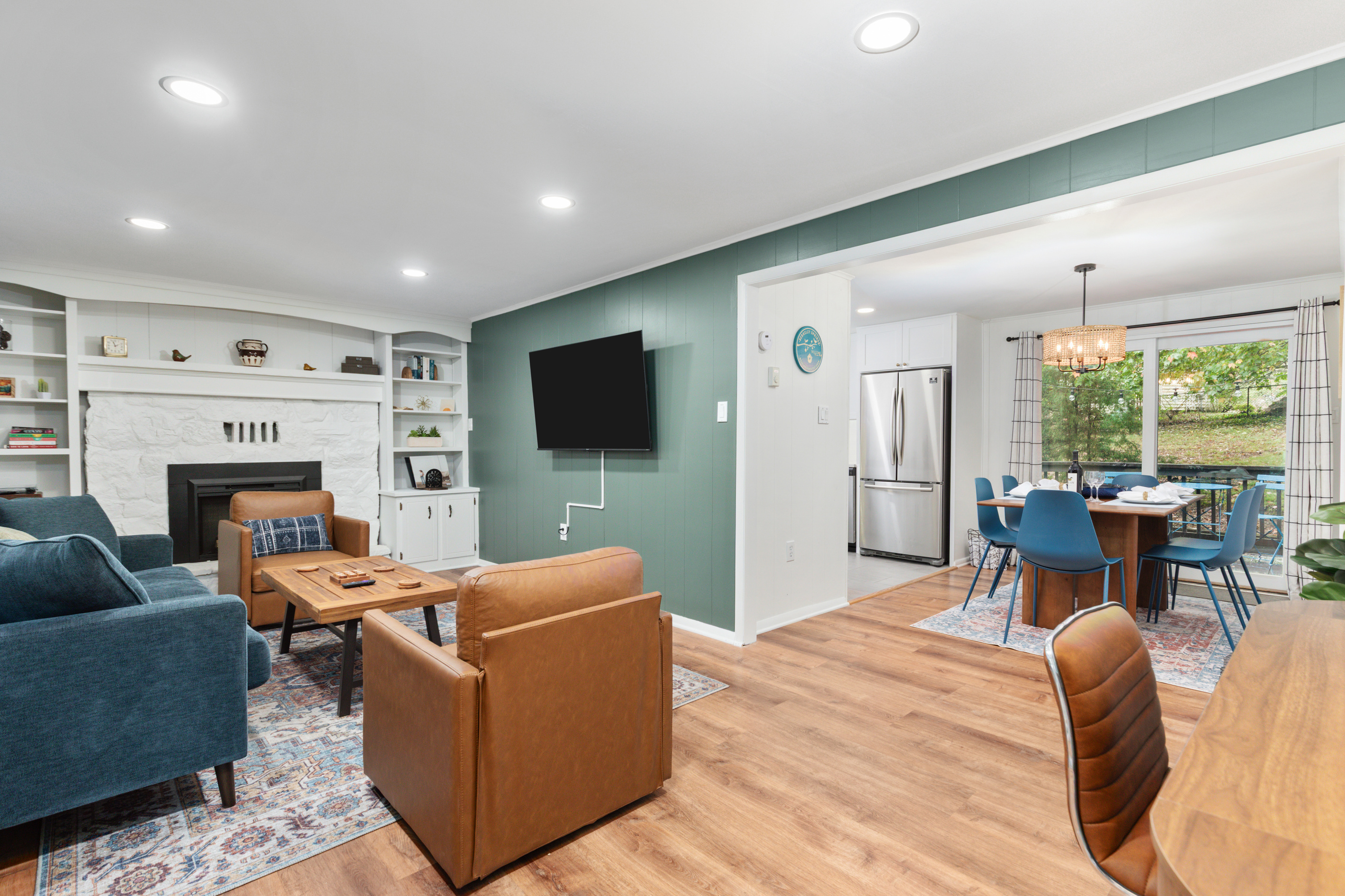 This is the place for catching up with friends and family — good company, good conversation, good times