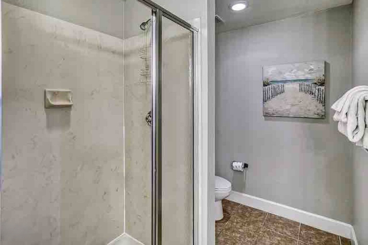 Bedroom 1, Shower