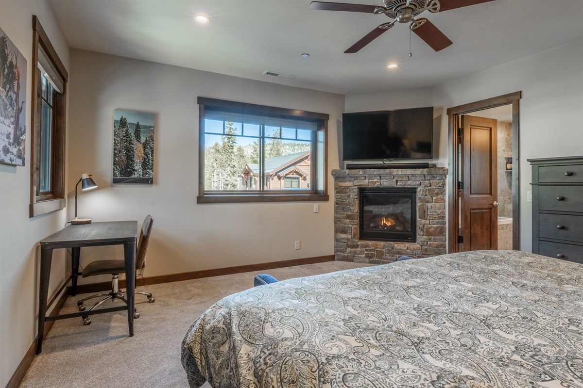 The dedicated workspace in the primary suite is built for focus—if you can take your eyes off the jaw-dropping views of Canyon Lodge and the gondola gliding by. Consider yourself warned: productivity may be optional.