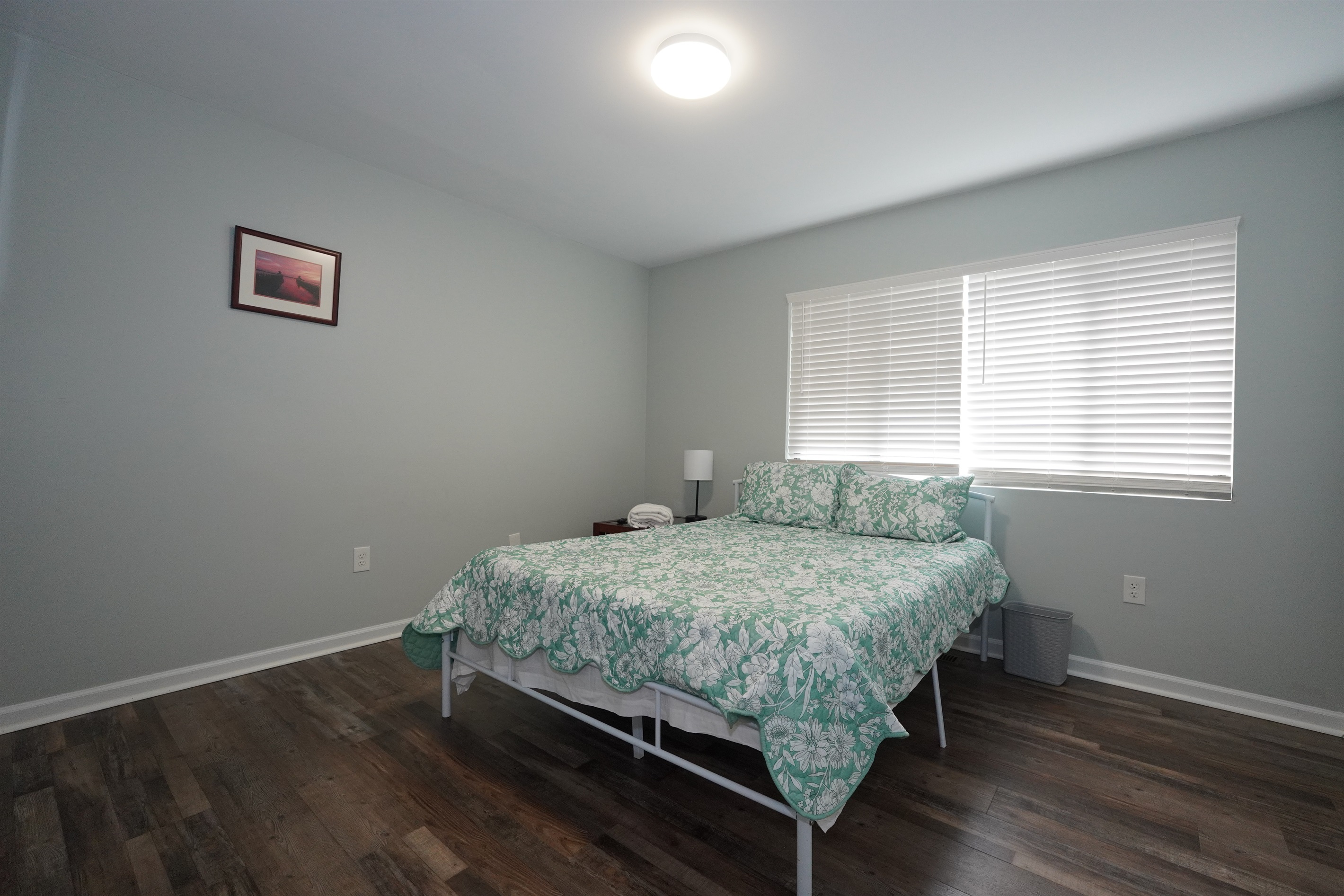 Queen Bed