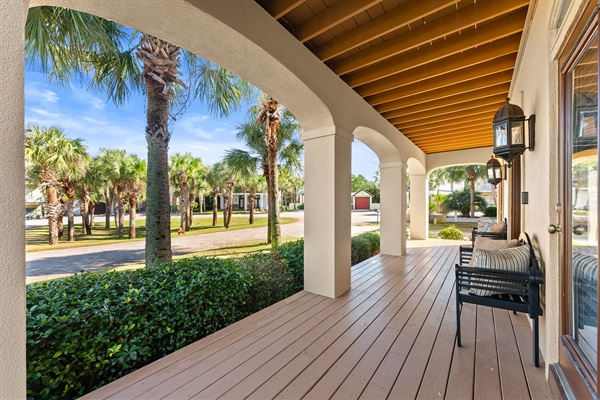 Spacious bottom level porch in quiet community
