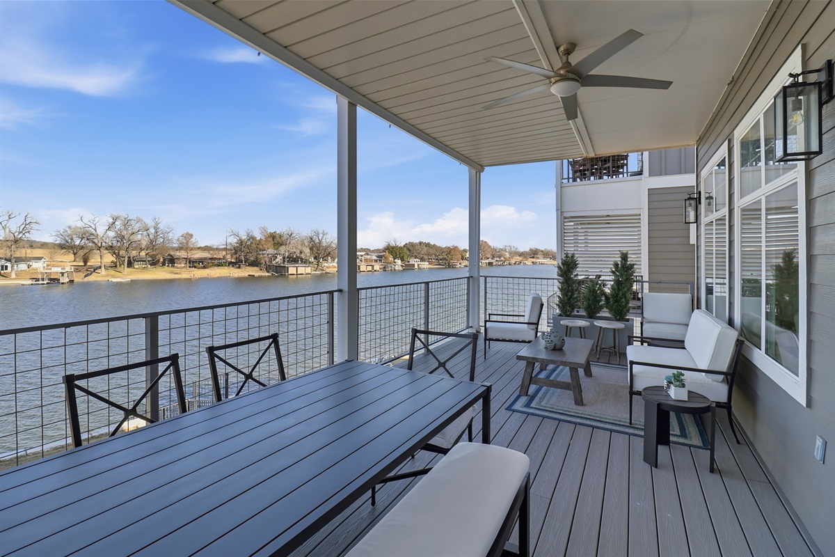 Balcony 1 off family room - space for dining outside