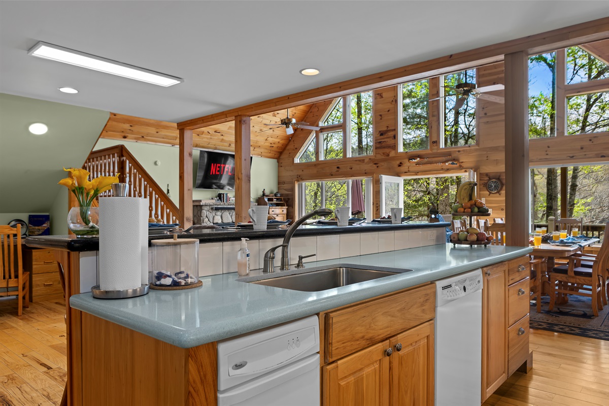 Kitchen Oasis: Bright and airy kitchen with stunning views, perfect for culinary adventures!