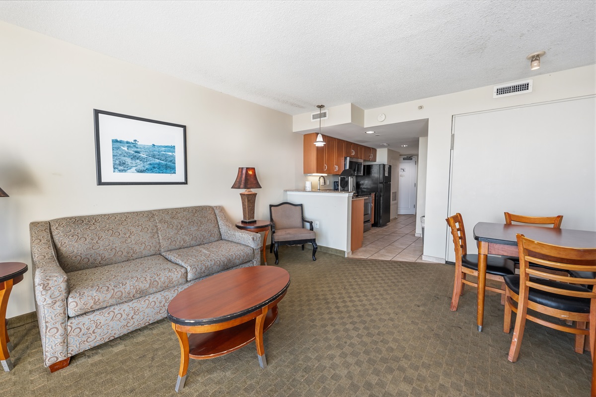 Amazing Living Room with Stunning Views🌊☀️