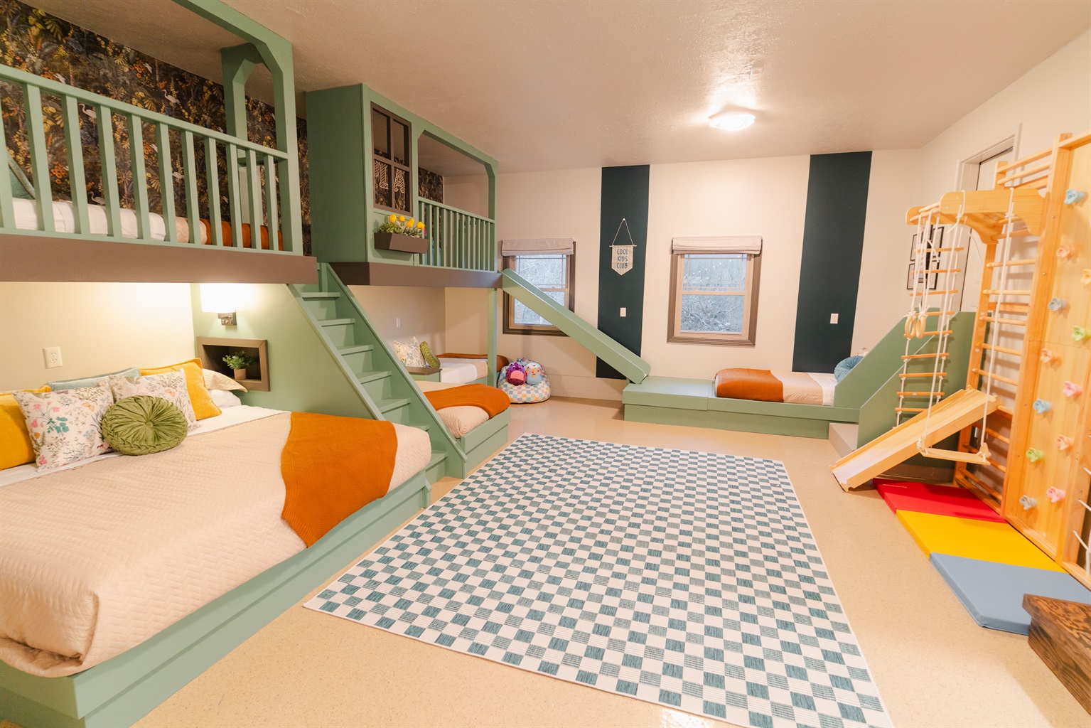 A playful kids’ room that makes bedtime and playtime a lot more fun.