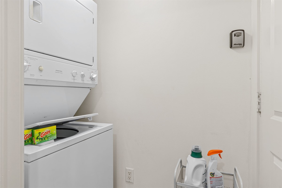 Washer & Dryer