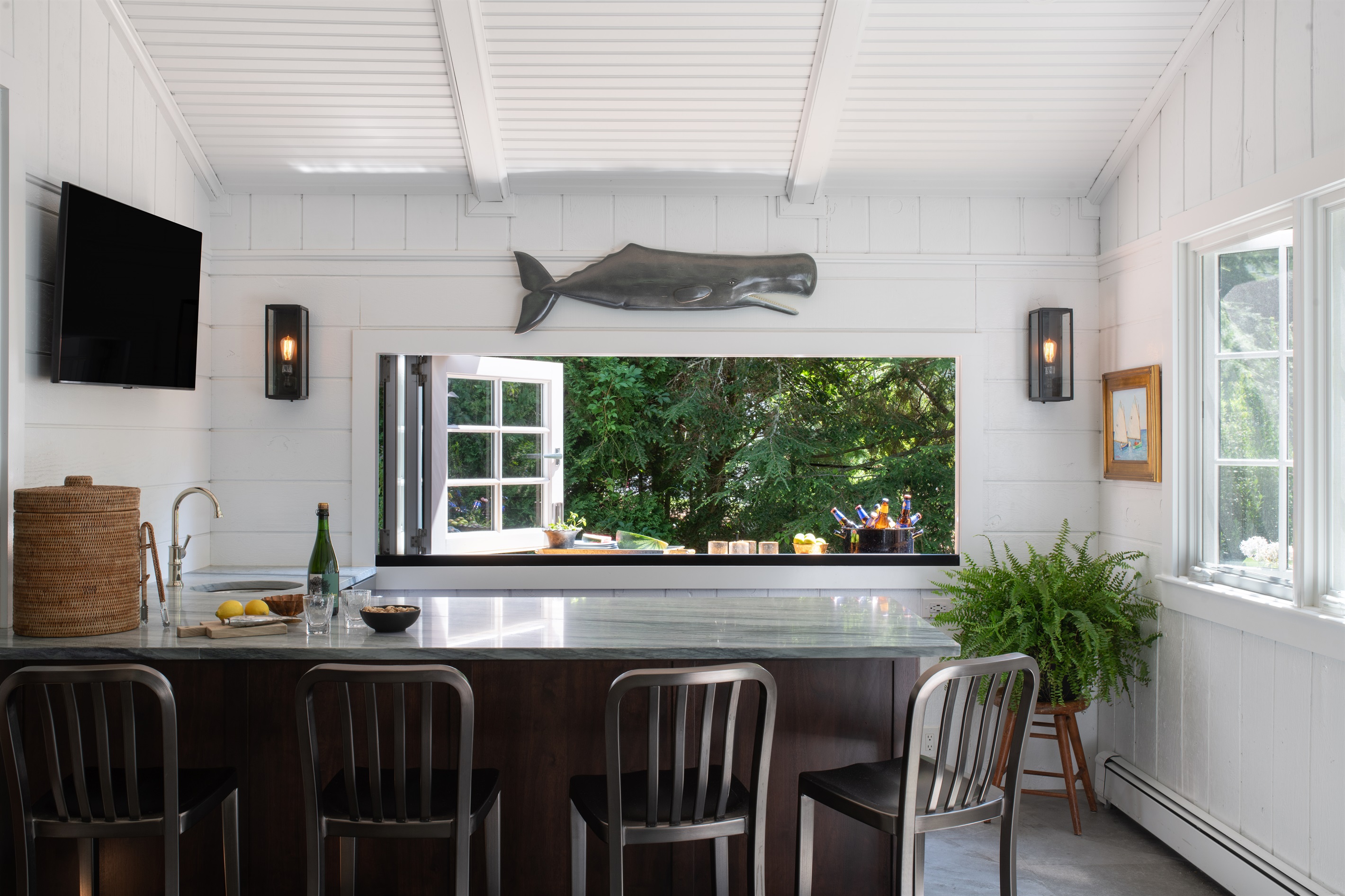 Complete with a bar area and open lounge for drinks and conversation.