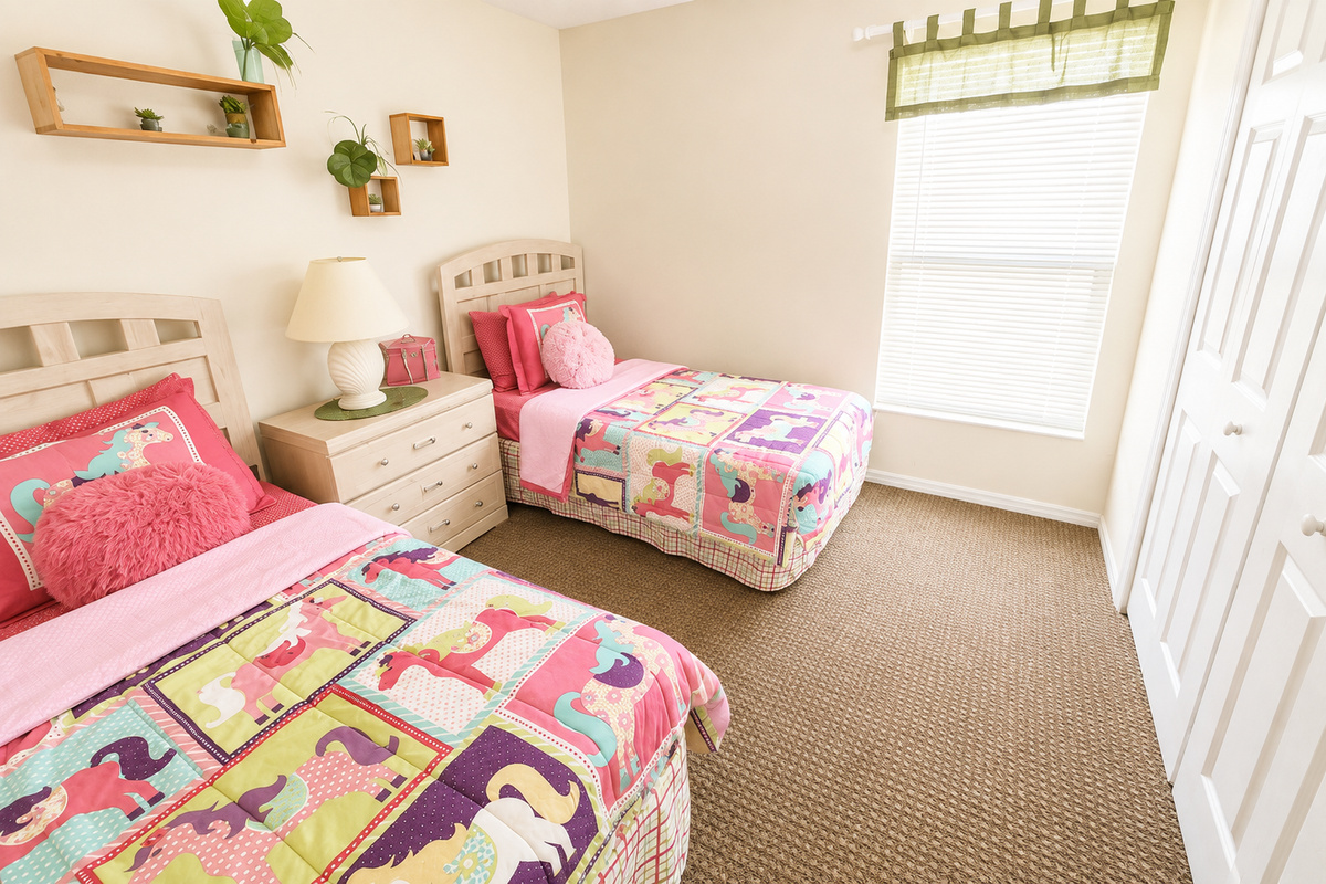 TWIN Room 1