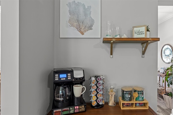 Start your mornings with an organic coffee or hot tea — our fully stocked coffee & tea bar has everything you need for that perfect sunrise sip.