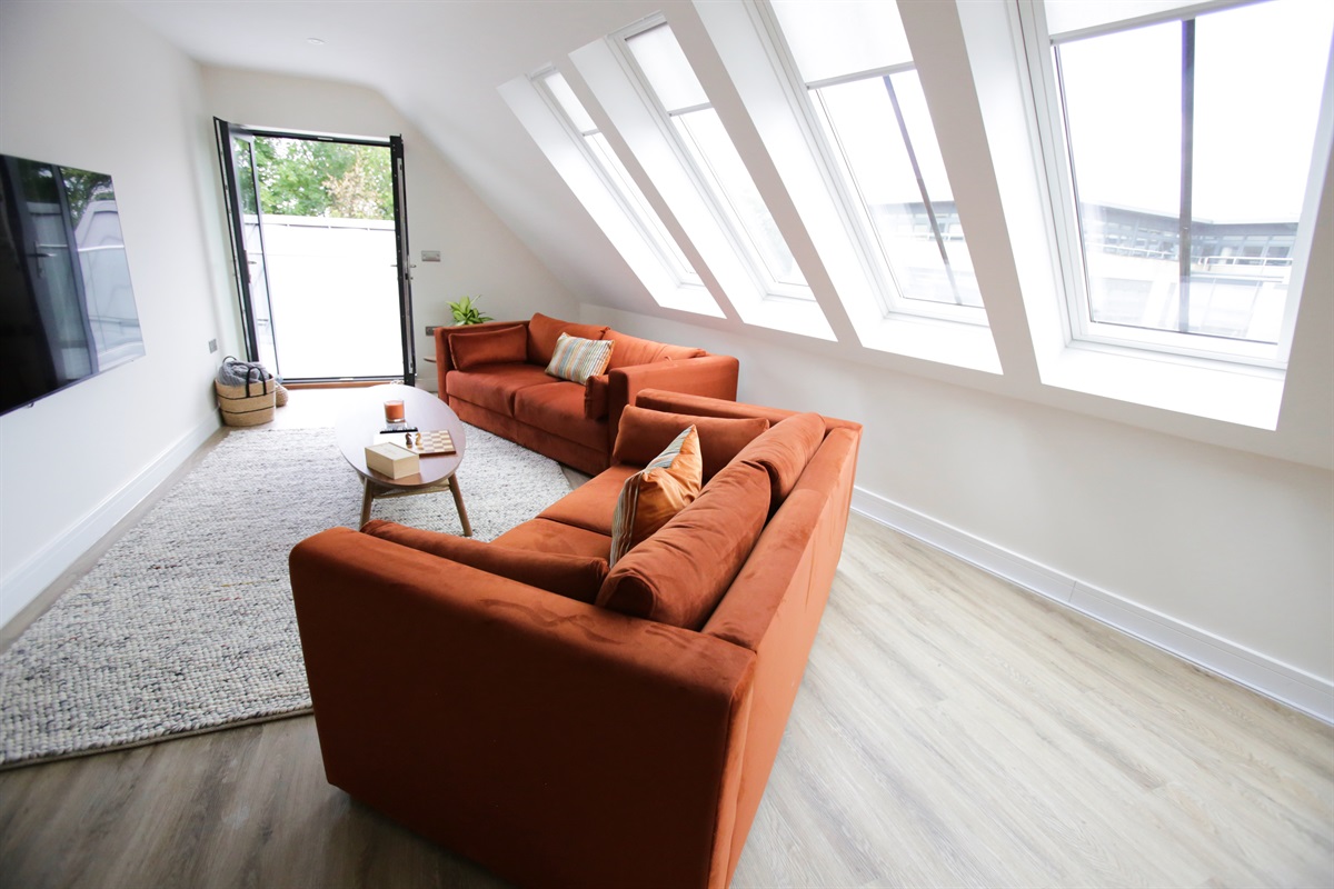 Open plan lounge dining kitchen - 3 bed apt