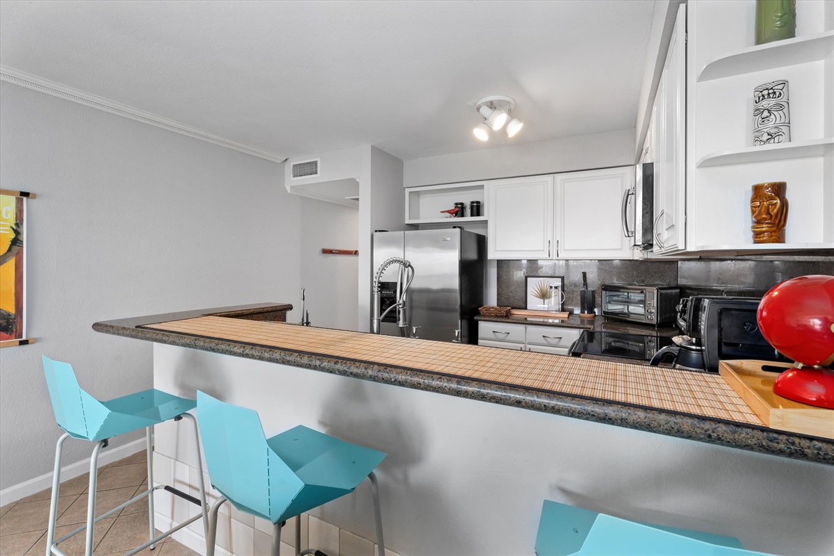 64377ef1555b43eda5b619a50624adaf Large | Beachhouse | Texas | TX | Vacation Homes | Galveston | Crystal Beach | Kokomo | Breezy Days | Beachfront Elegance | Sunrise Serenity | Southern Sands Property Management, LLC