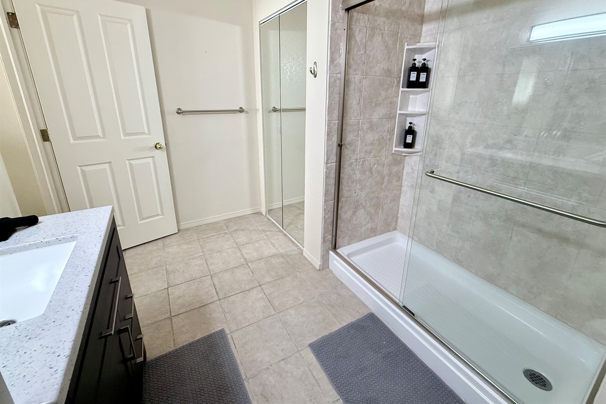 Primary bedroom full bath