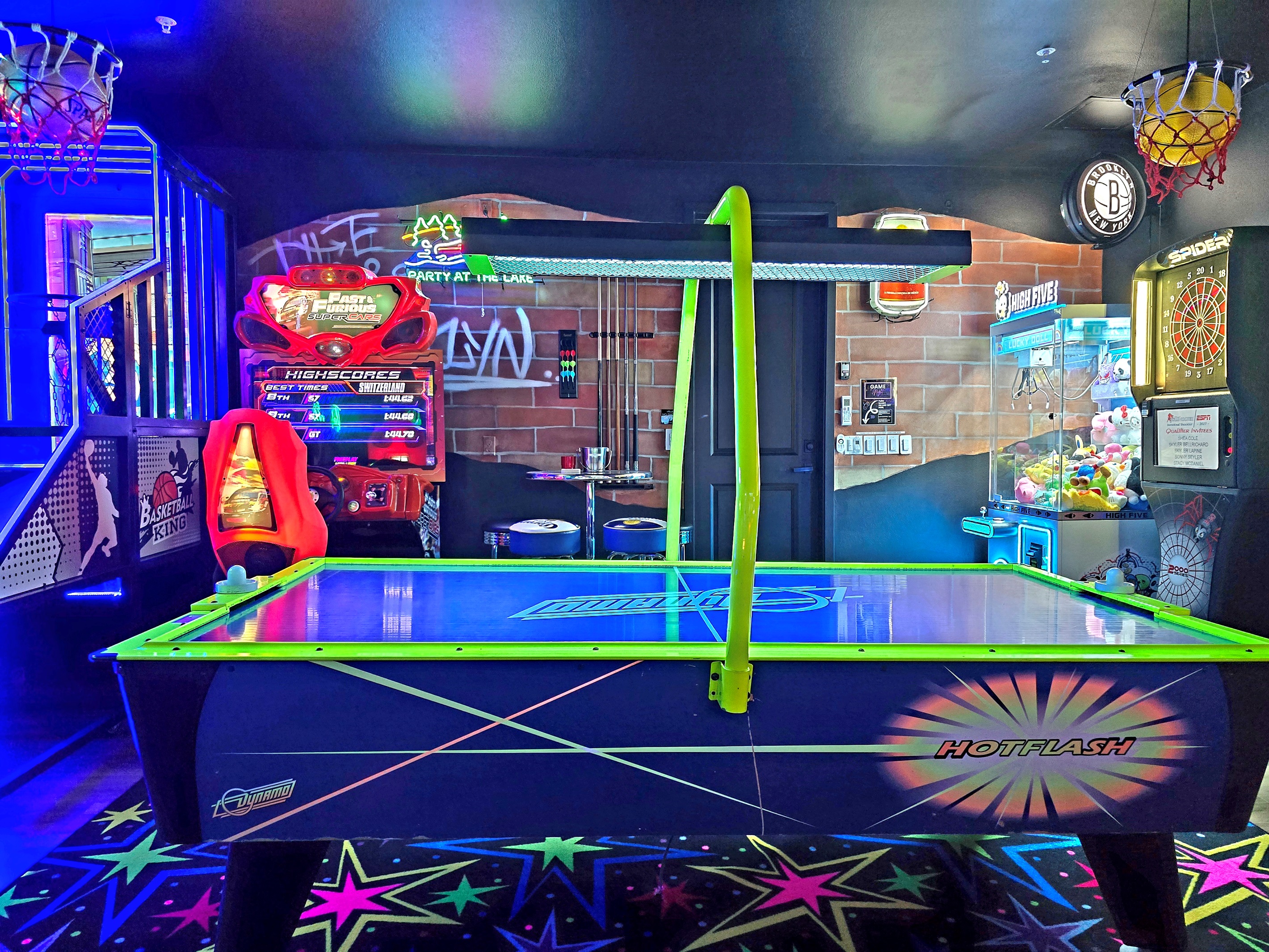 So many different games to keep kids entertained for days!