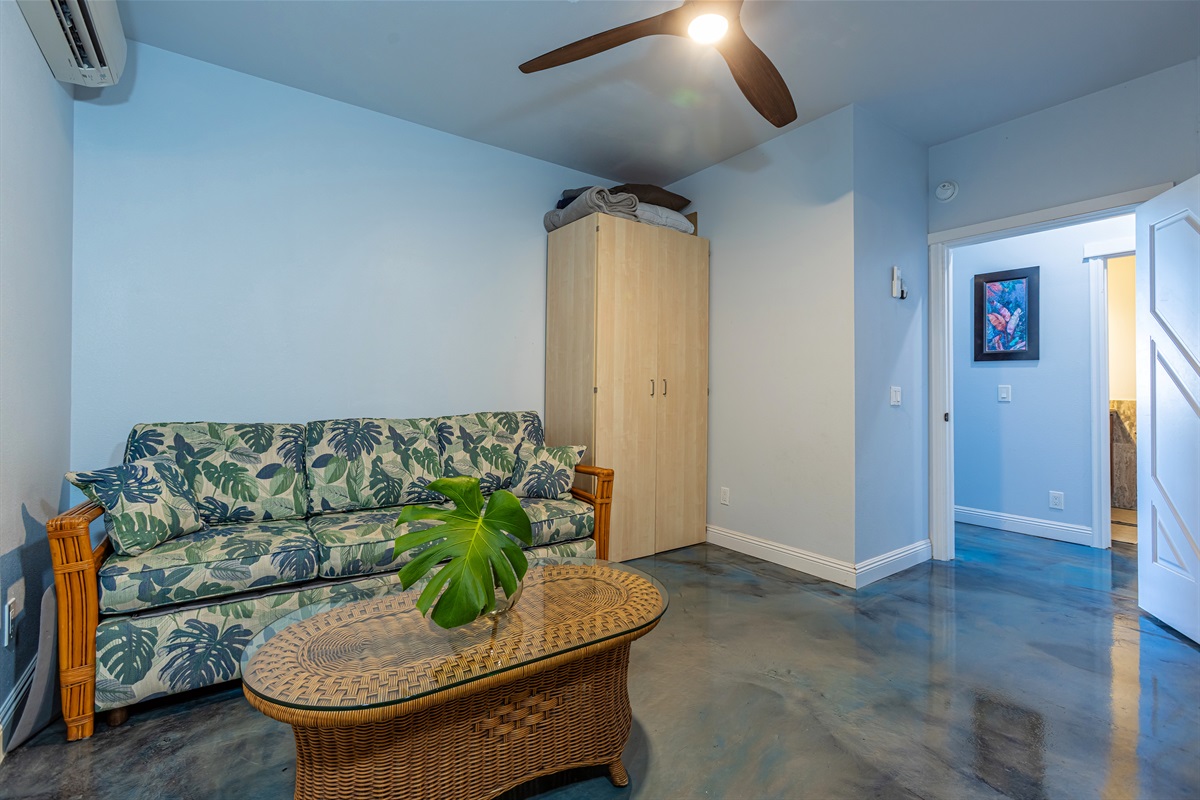 Third Bedroom/Lounge