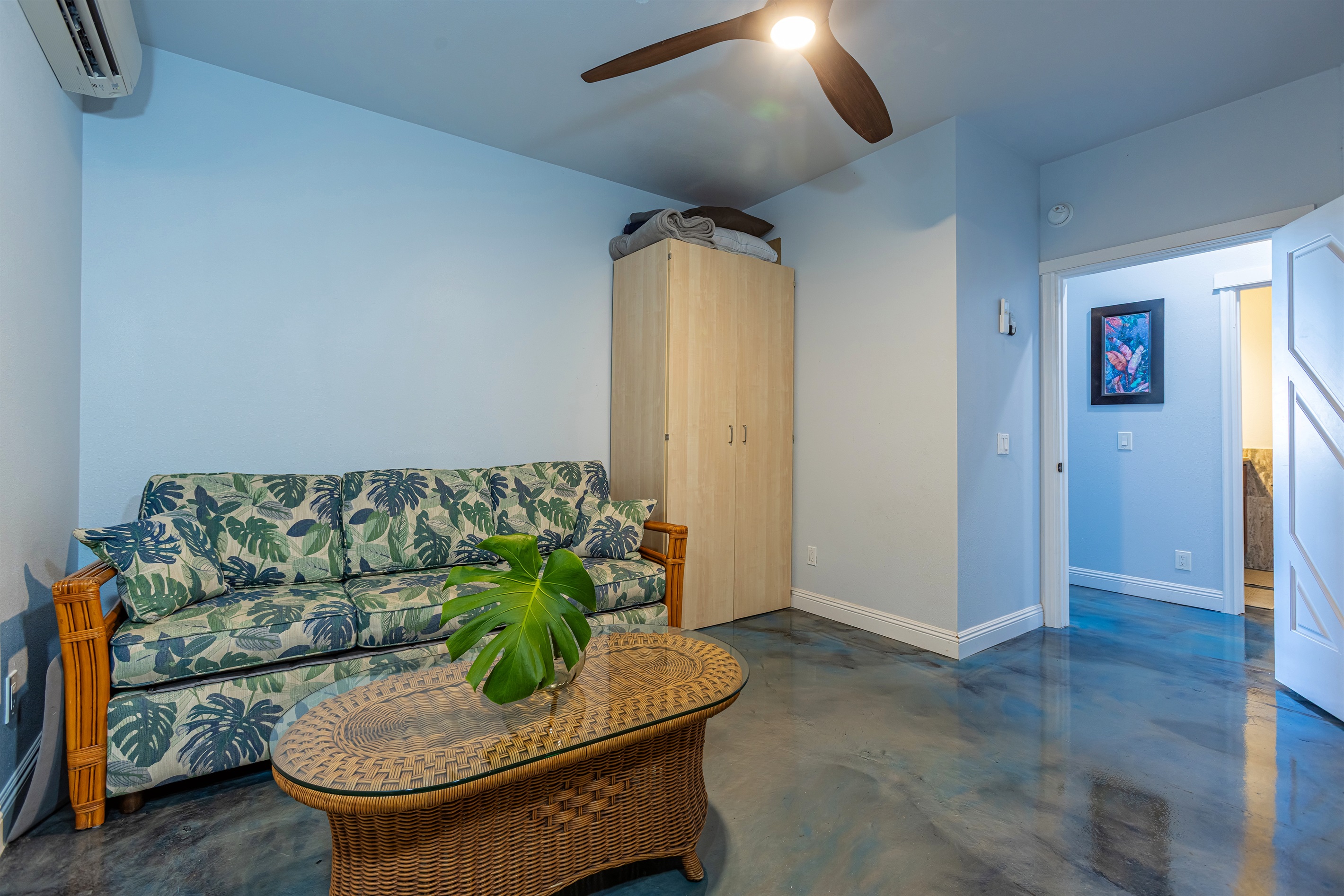 Third Bedroom/Lounge