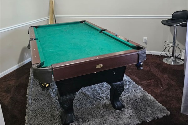 Pool table