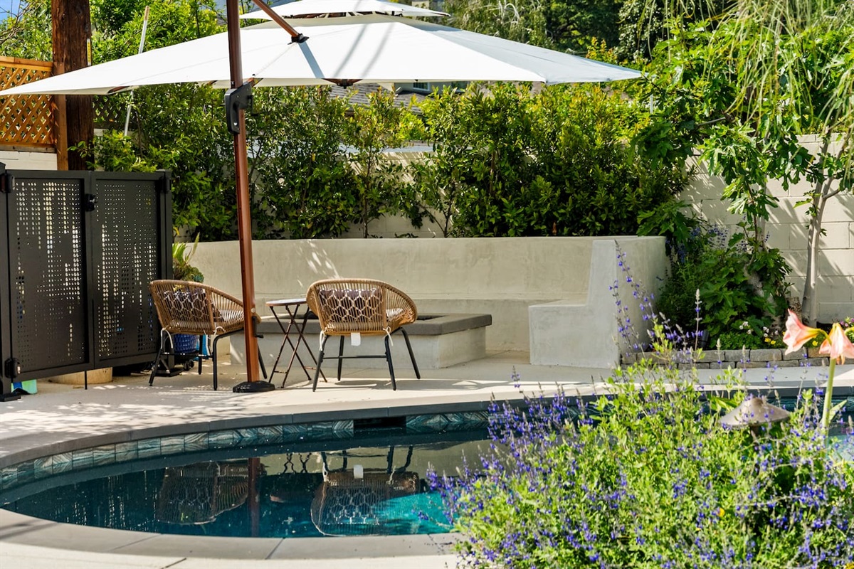 Backyard bliss: where quiet moments and fresh air meet.