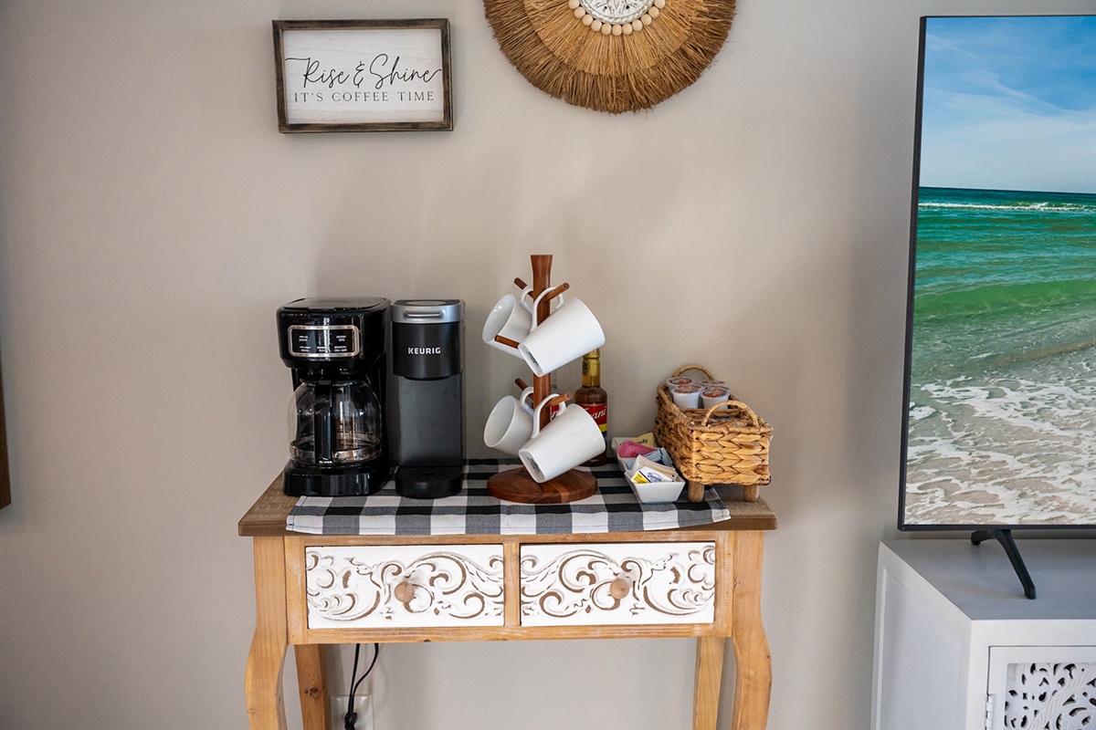 Wake up to your perfect cup — starter set of pods, syrups, creamers & more!