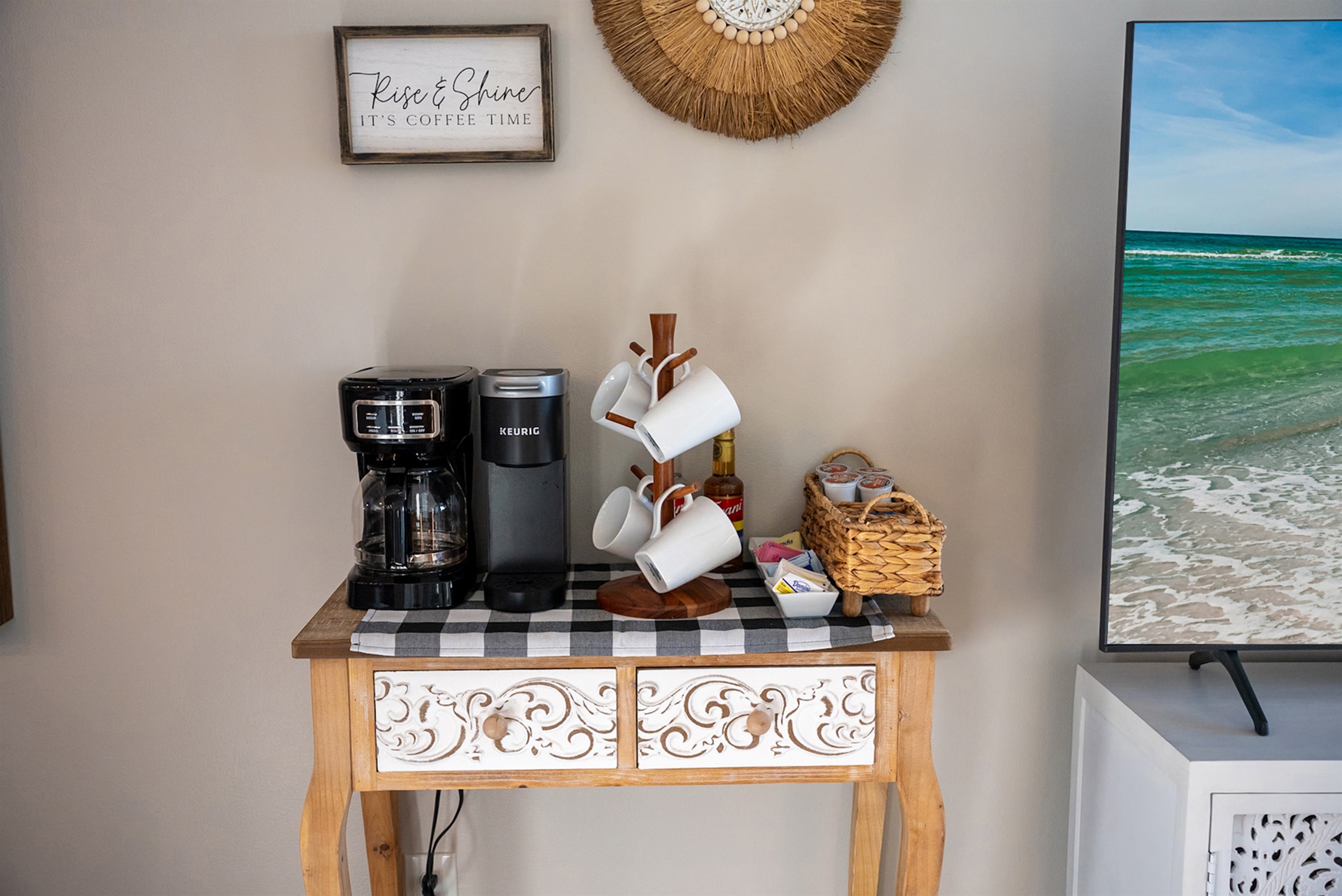 Wake up to your perfect cup — starter set of pods, syrups, creamers & more!