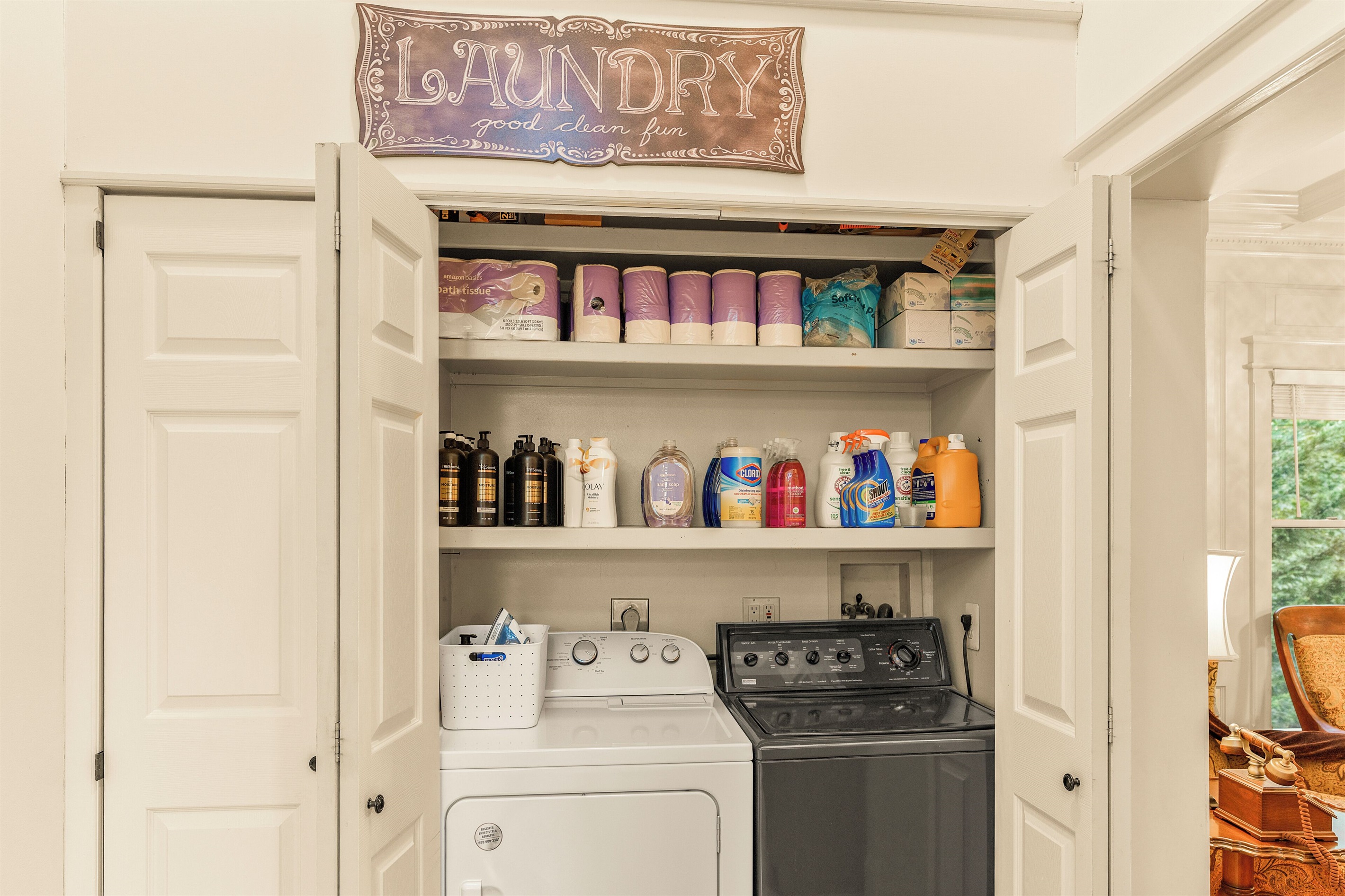 Laundry area
