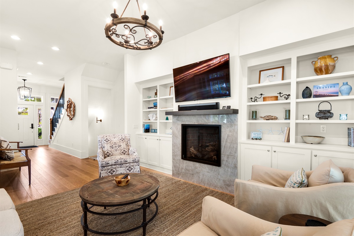 The fireplace is not able to be used during the stay 