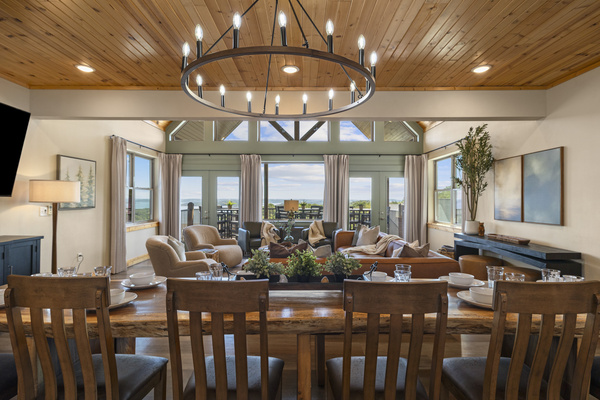 Dining/Living Room/main level