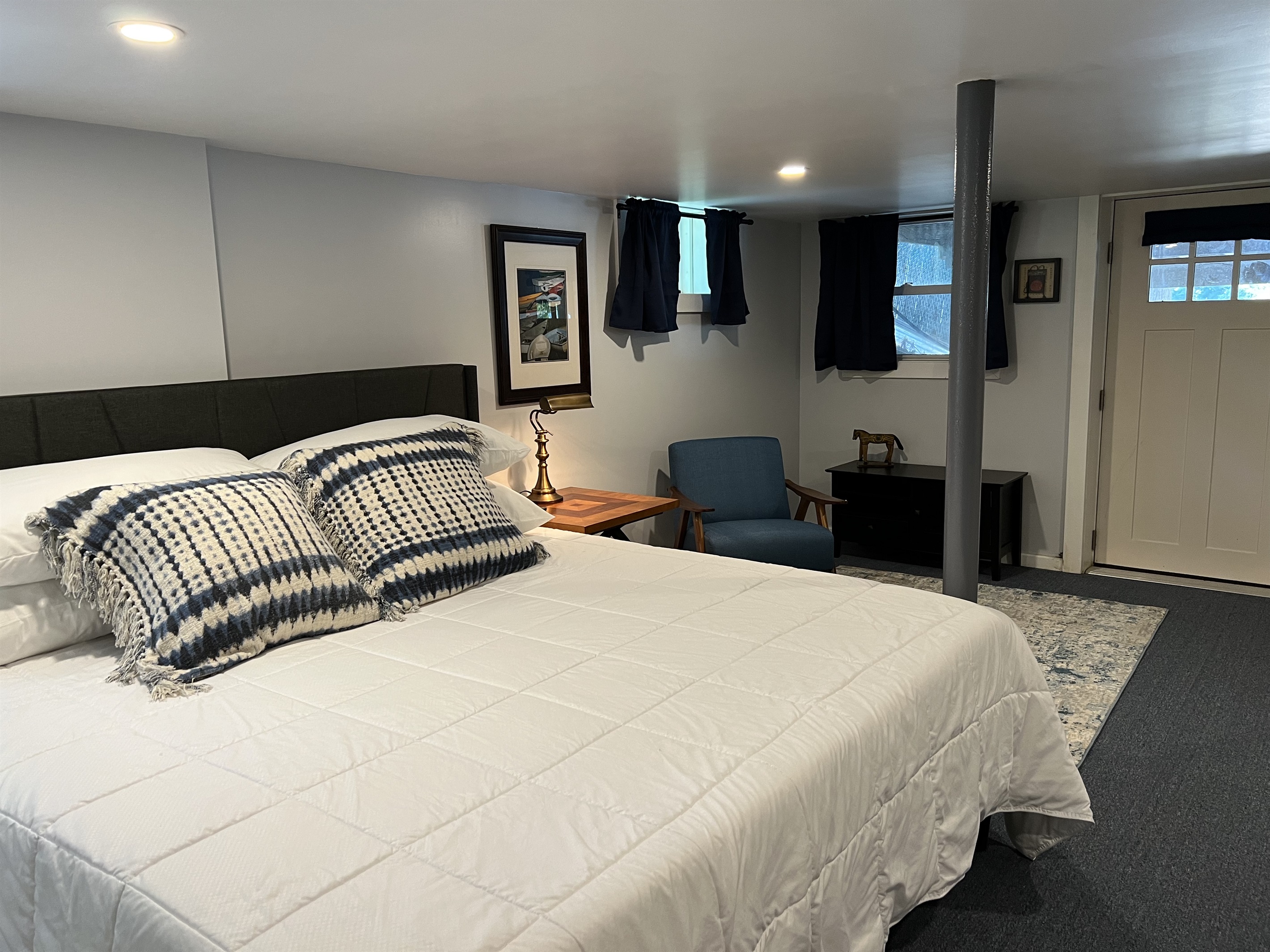 Lower level King bed