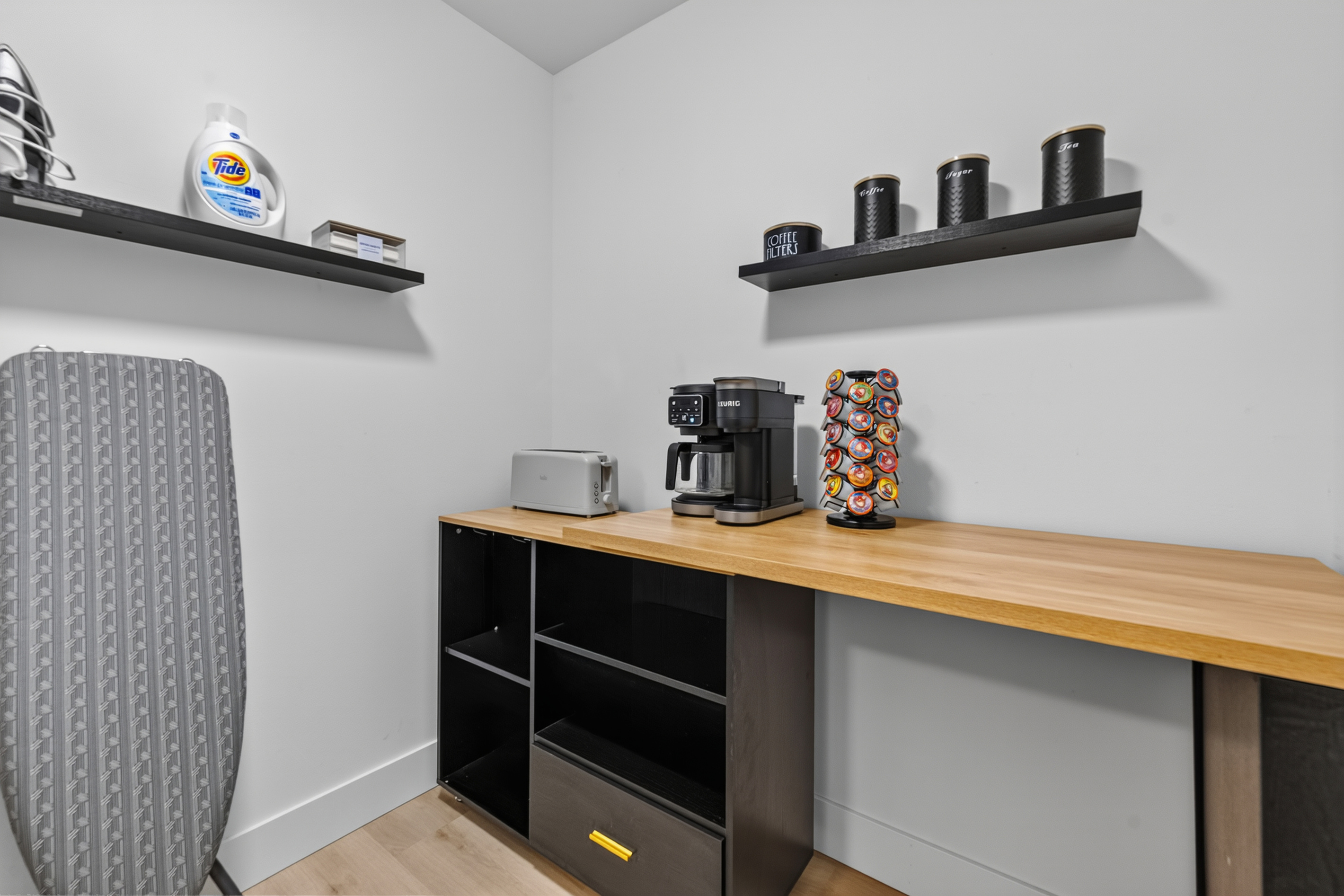 Lounge where we provide ground coffee, k-cups and tea for your stay