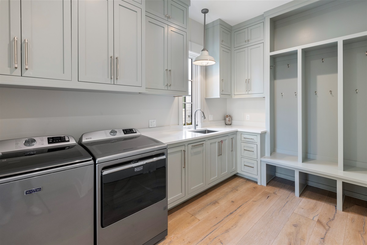 Laundry Room/Mud Room (1st Floor)