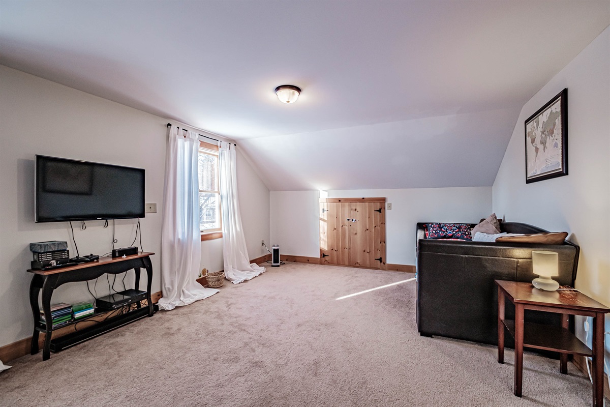 The perfect hangout — a spacious bunk room made for memories.