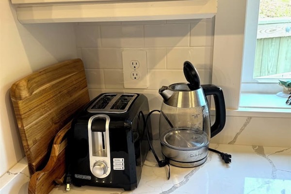 ToasterHot Water Kettle