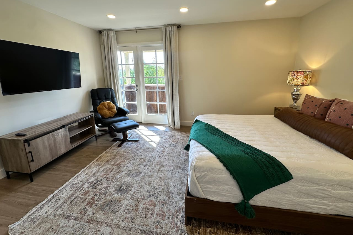 Desert Charm Meets Modern Comfort! — Desert Charm Meets Modern Comfort!, Phoenix, Arizona — photo 9