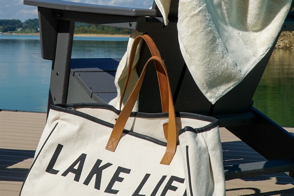 Enjoy Lake Life!