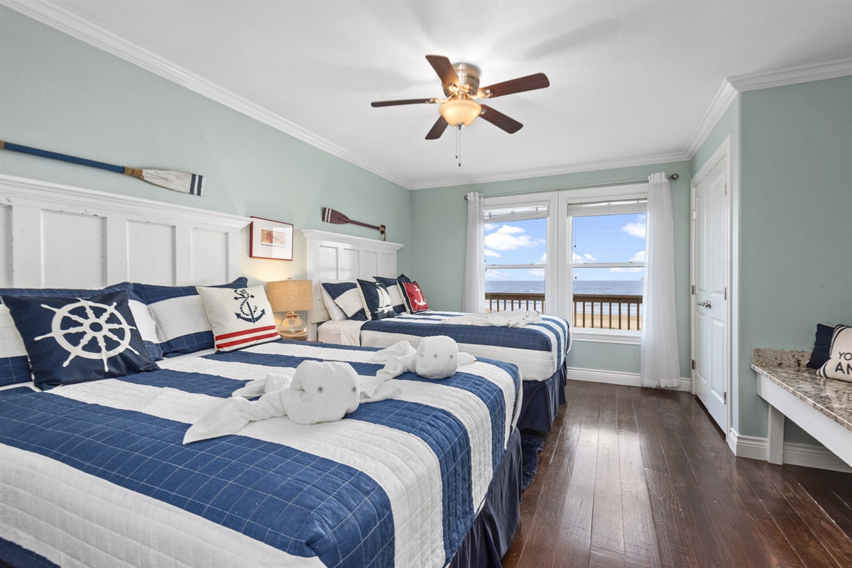 64fa91c307054217aedbfacc01a36b29 Large | Beachhouse | Texas | TX | Vacation Homes | Galveston | Crystal Beach | Kokomo | Breezy Days | Beachfront Elegance | Sunrise Serenity | Southern Sands Property Management, LLC