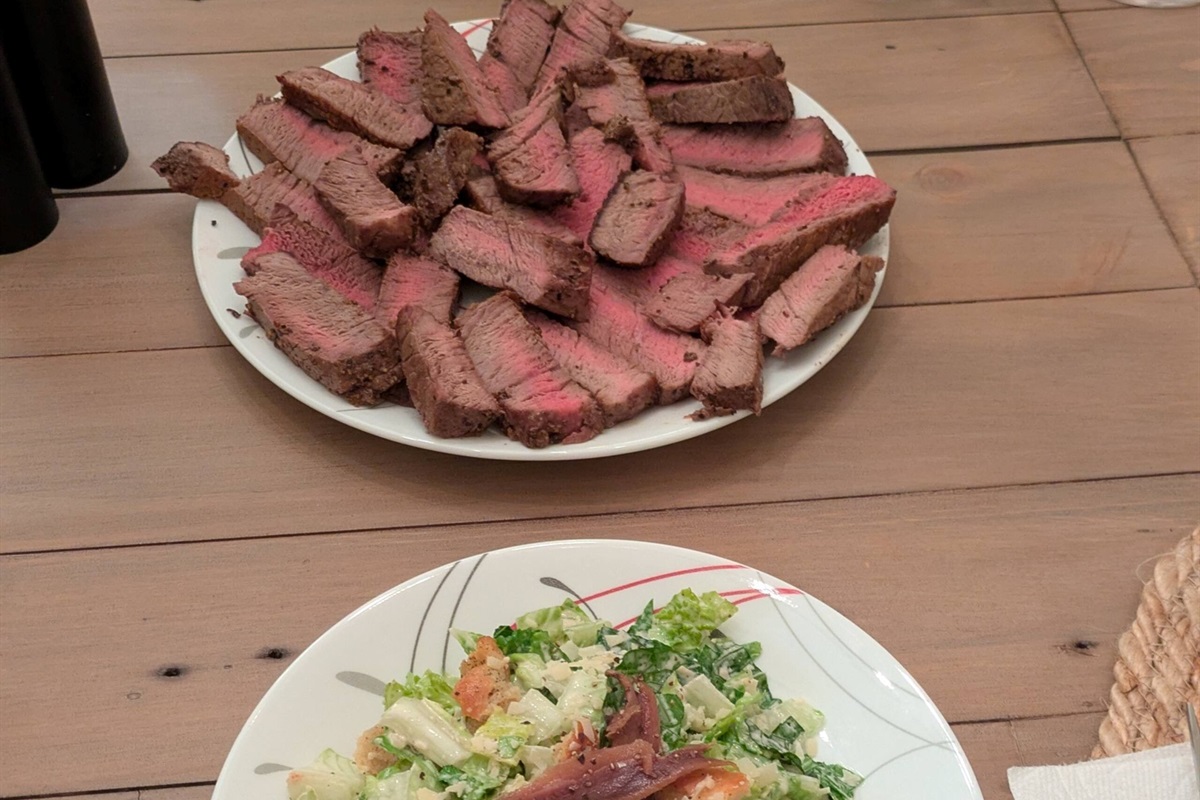 Guests love to prepare delicious dinners  in this well-stocked kitchen. We have everything you need for cooking incredible meals. 