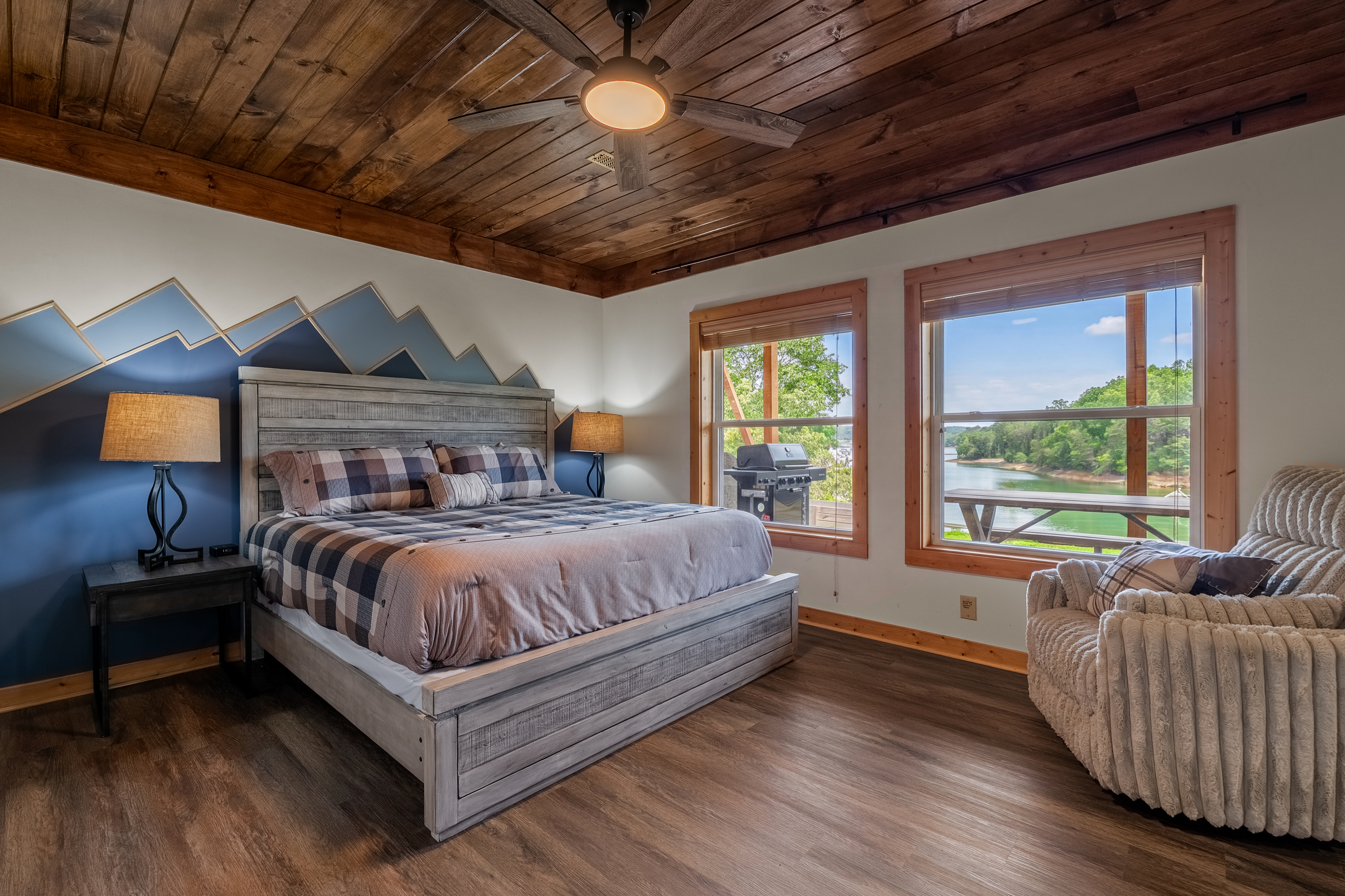 Stunning views and ensuite bath from the spacious lower level master