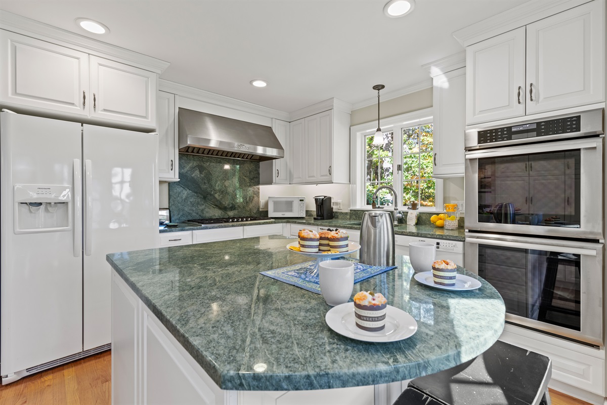 Fully stocked kitchen