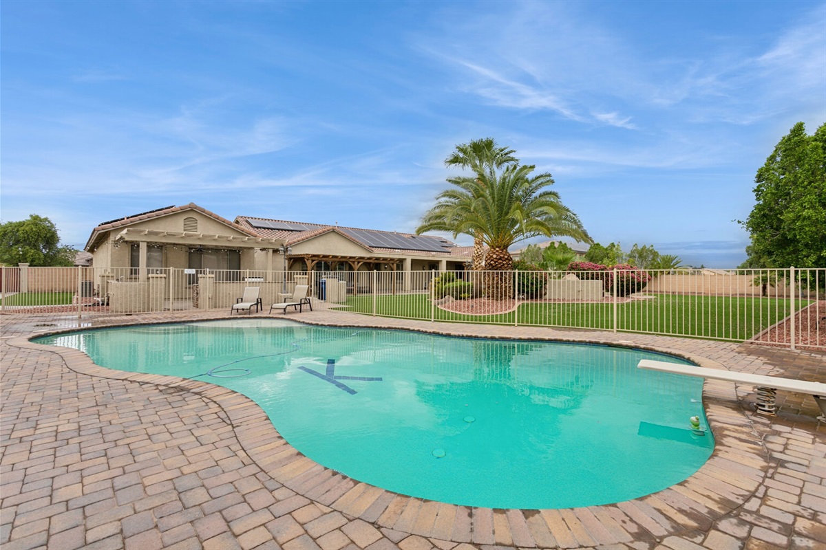 Desert Cove Escape | 5BR Retreat w/ Pool & Casita — Desert Cove Escape | 5BR Retreat w/ Pool & Casita, Surprise, Arizona — photo 82