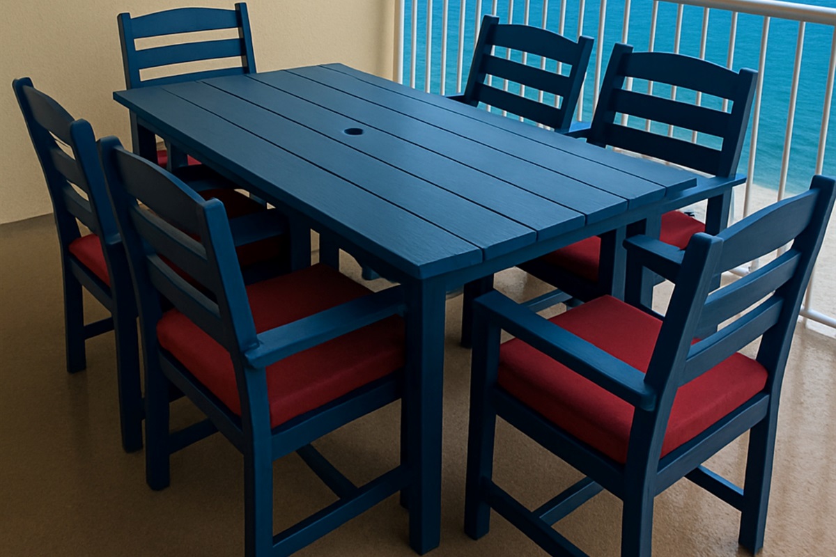 Balcony dining with amazing Gulf view