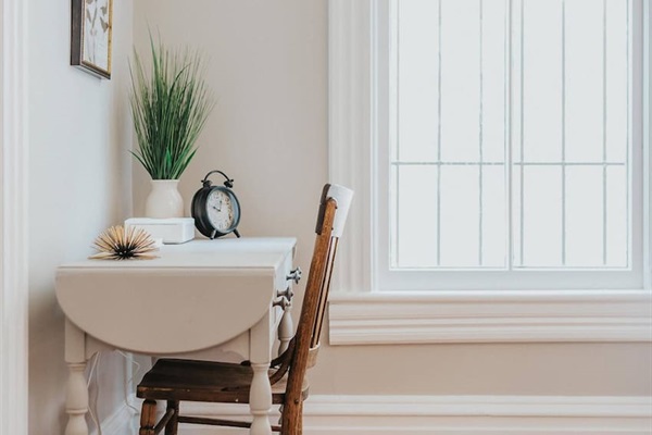 The living room has a corner desk that can serve as an office if you really must get those emails answered...