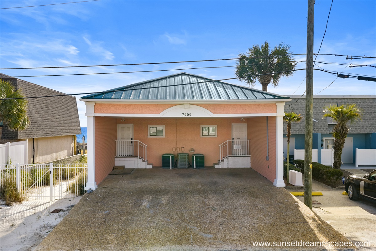 No waiting for elevators or having to search for a parking place with your private carport and driveway. A maximum of five cars or 3 full-size SUVs are allowed to park. Guests may not park on the street or at any adjacent complex.