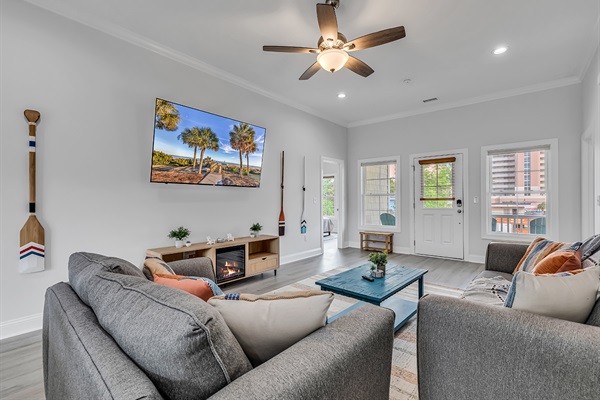 Step into luxury and comfort in our bright, modern living room. Designed for relaxation and perfect for gathering with loved ones, it's the heart of your home away from home. ✨🛋️ #ModernComfort #LivingRoomBliss