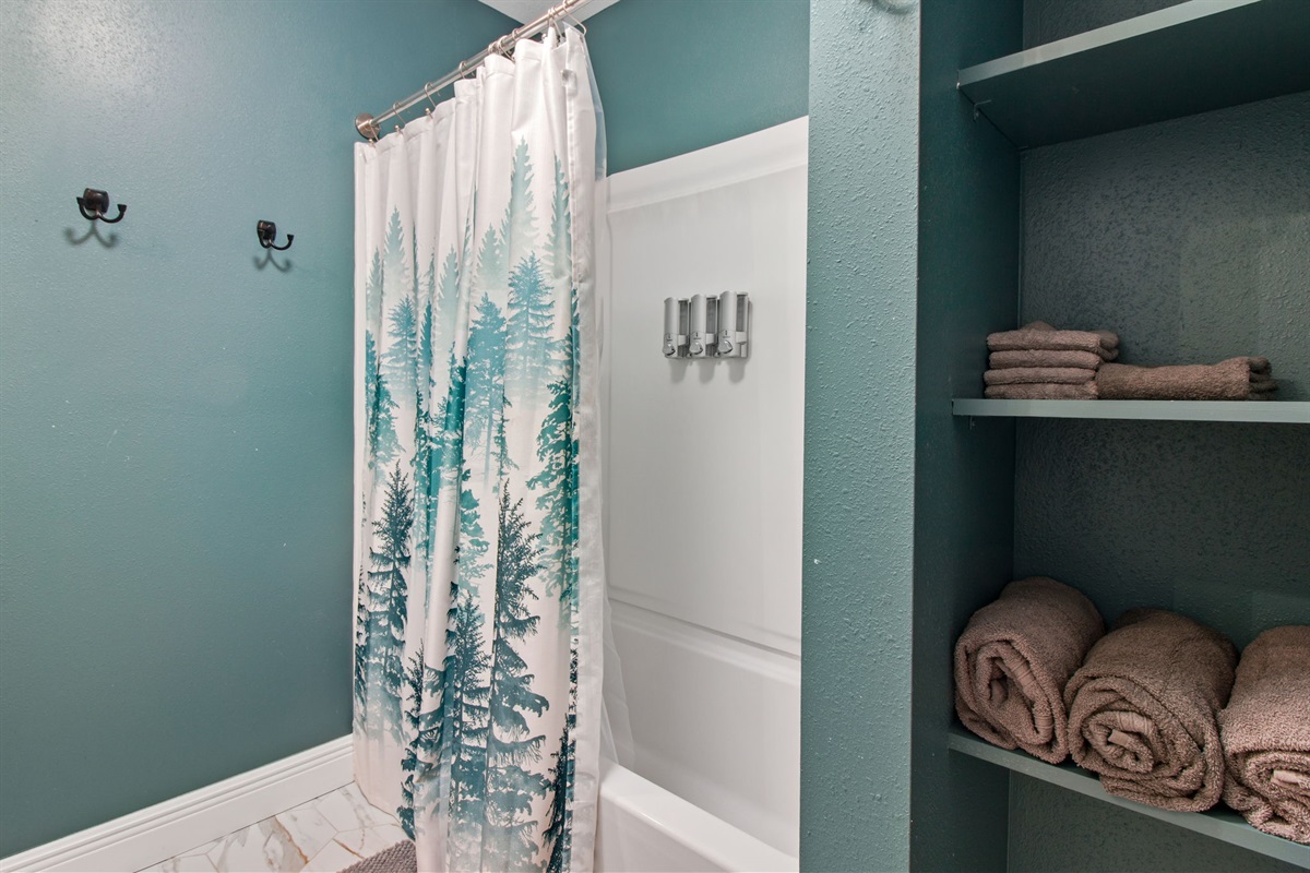 Full bathroom with bathtub