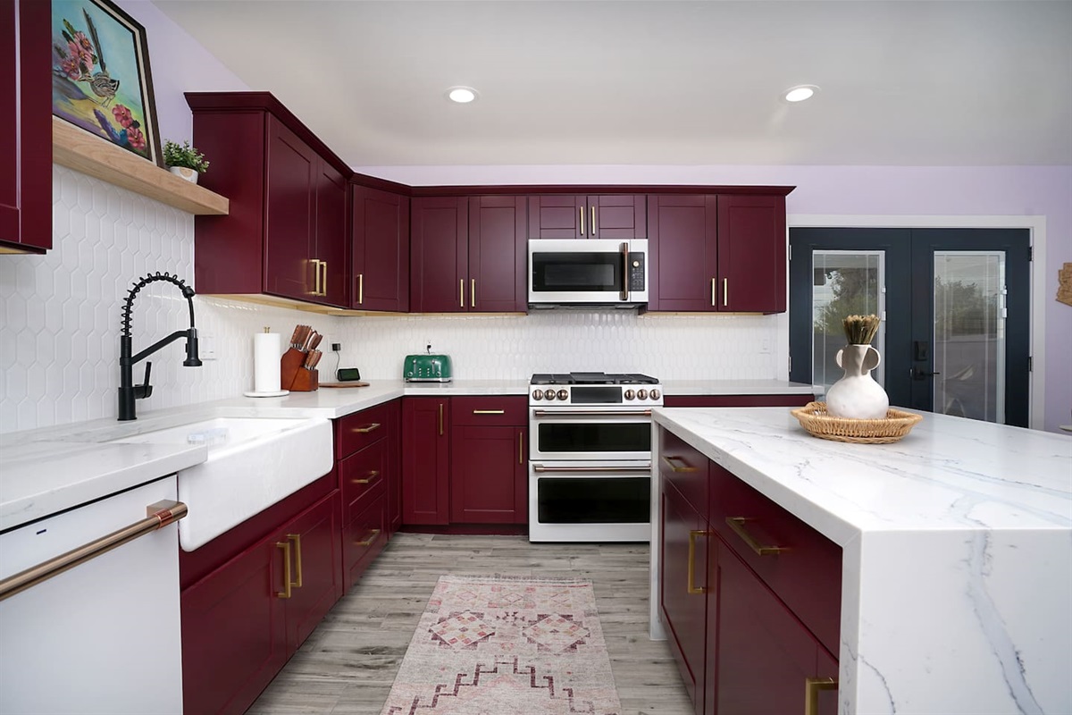 Plenty of room to cook & entertain family and friends.