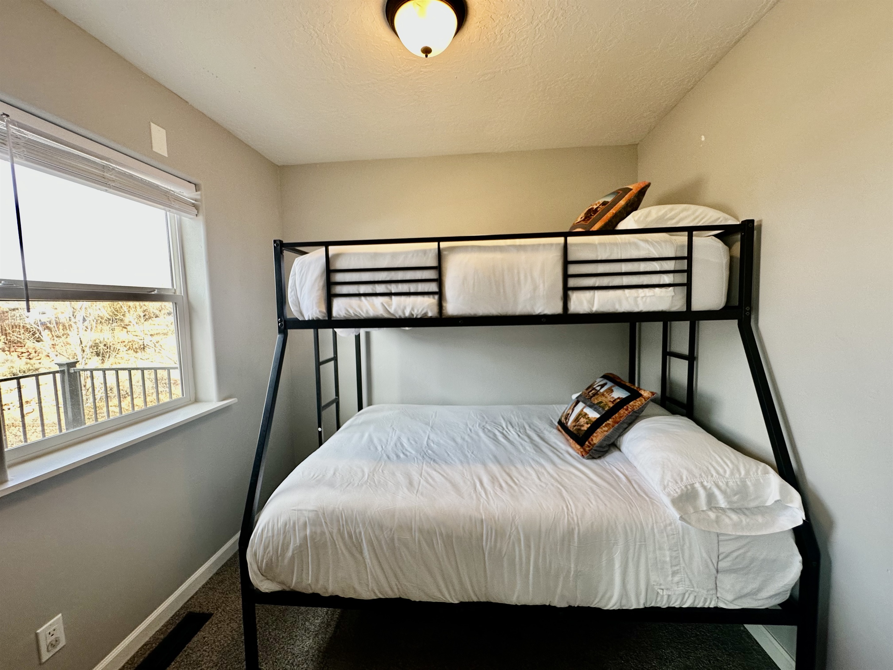 Family Suite Bunks Twin over Full