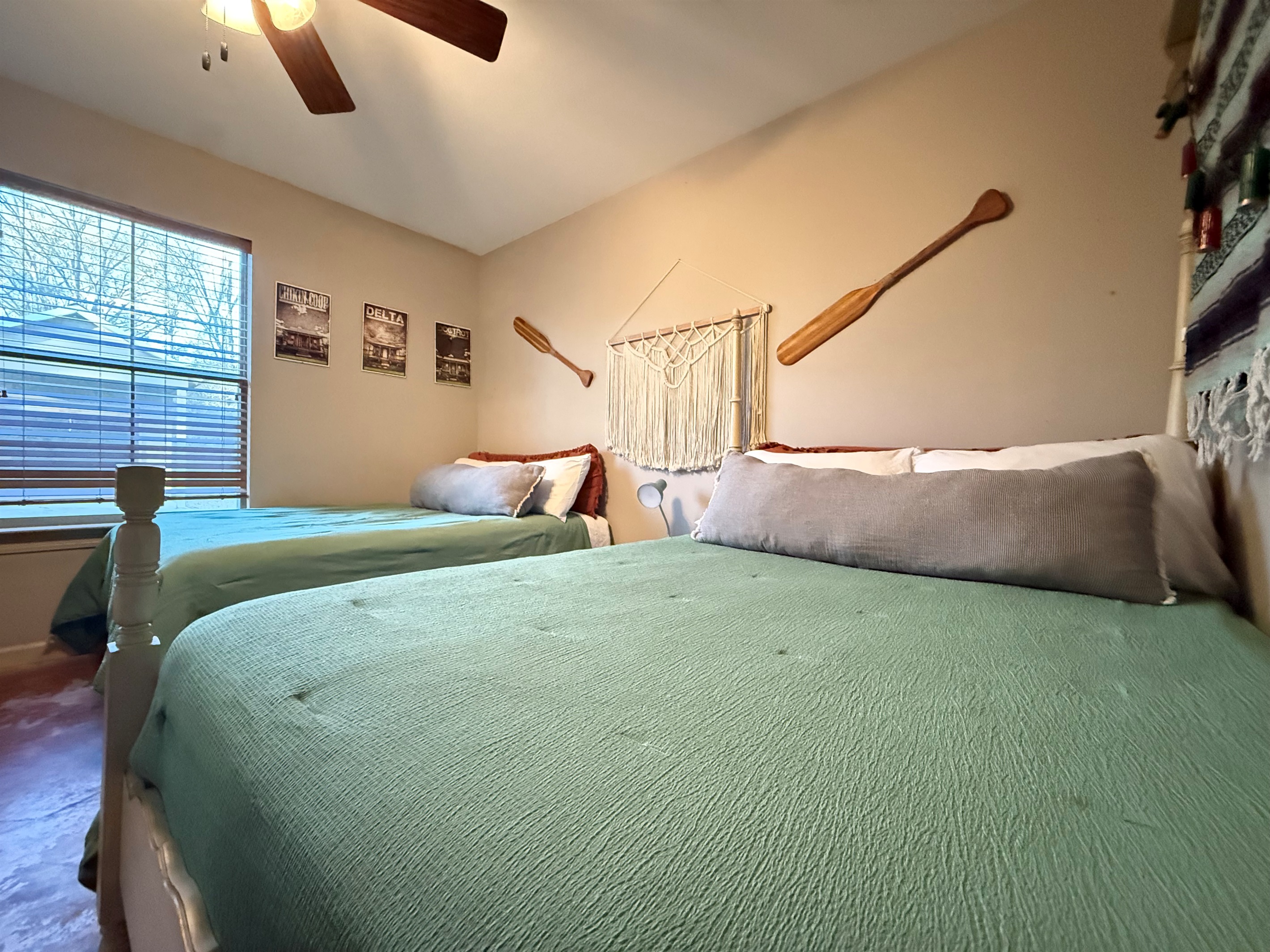 All bedrooms come with TVs with Roku’s in guest mode. All you have to do is log into your favorite streaming apps and the TV will actually log you out upon your check-in date.